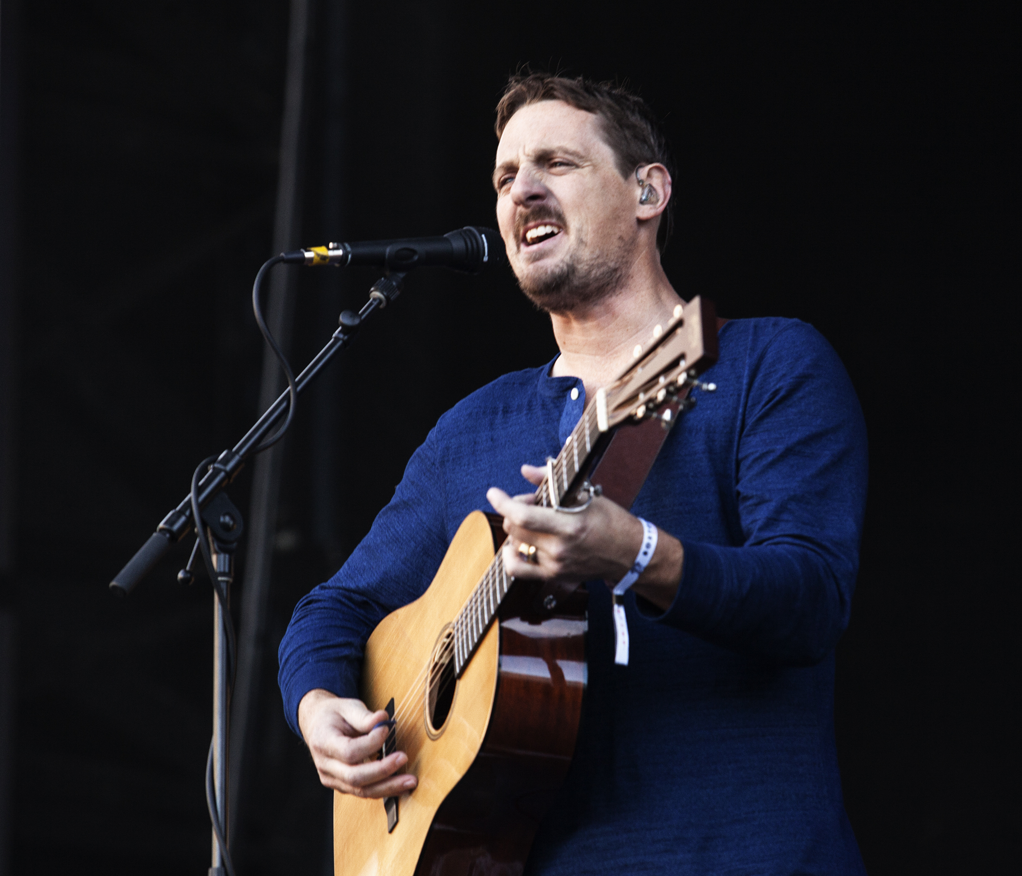 Sturgill Simpson Makes Nirvana’s “In Bloom” an Entirely New Song with