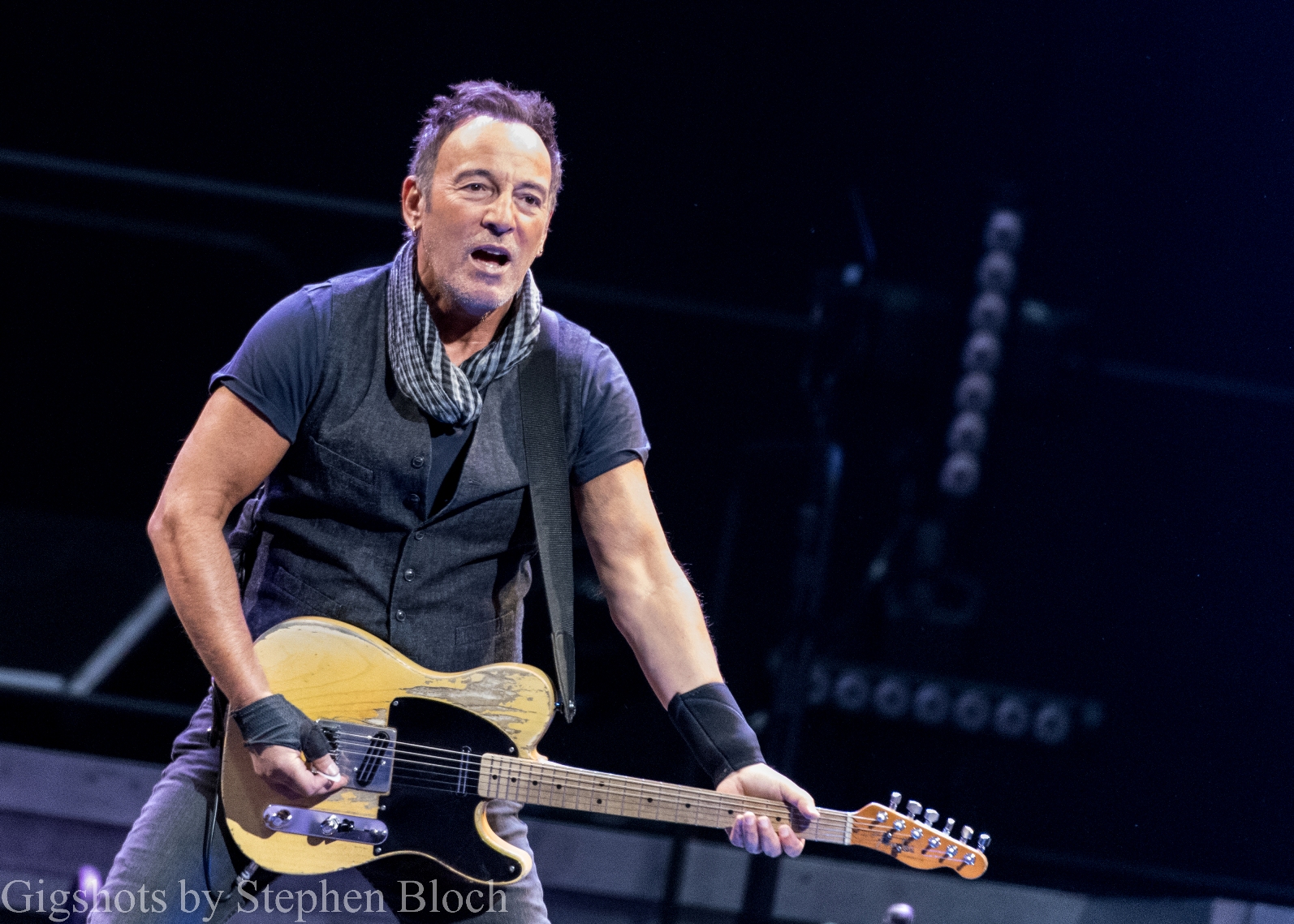 Bruce Springsteen at Milwaukee’s BMO Harris Bradley Center (A Gallery)