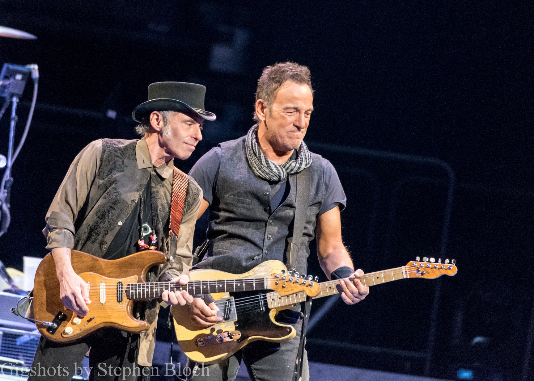 Bruce Springsteen at Milwaukee’s BMO Harris Bradley Center (A Gallery)