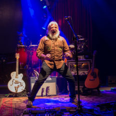 The String Cheese Incident Pull Together Debuts and Revived Covers During “Club Transylvania” Set at Hulaween