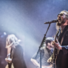 Here’s My Morning Jacket’s Prince Tribute from Their Tour Opener