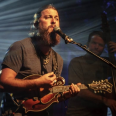 Greensky Bluegrass Welcome Members of Railroad Earth, Leftover Salmon and Stringdusters at Strings & Sol