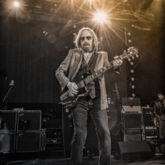 Tom Petty Taken Off Life Support
