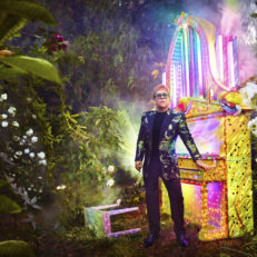 Elton John Announces Extensive Farewell World Tour