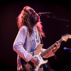 Chris Robinson Confirms Lineup, Spring Tour for New Band, As The Crow Flies