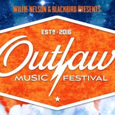 Willie Nelson’s Outlaw Music Festival Tour to Feature Sturgill Simpson, Elvis Costello, Alison Krauss and More