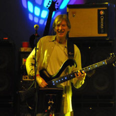 Phil Lesh and Unbroken Chain Foundation Offer Furthur Auctions