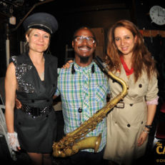 Maya Rudolph, Karl Denson and The Roots at The Cap (A Gallery)