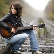 Sarah Lee Guthrie Talks Woody, Fans, and Wilco