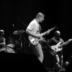 The Derek Trucks Band, Metropolis, Montreal, QC 11/7/2009
