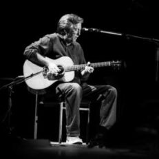 Clapton Confirms Extra 2011 Shows