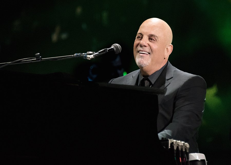 Billy Joel Schedules New Year’s Show on Long Island Billy Joel Schedules New Year’s Show on Long Island