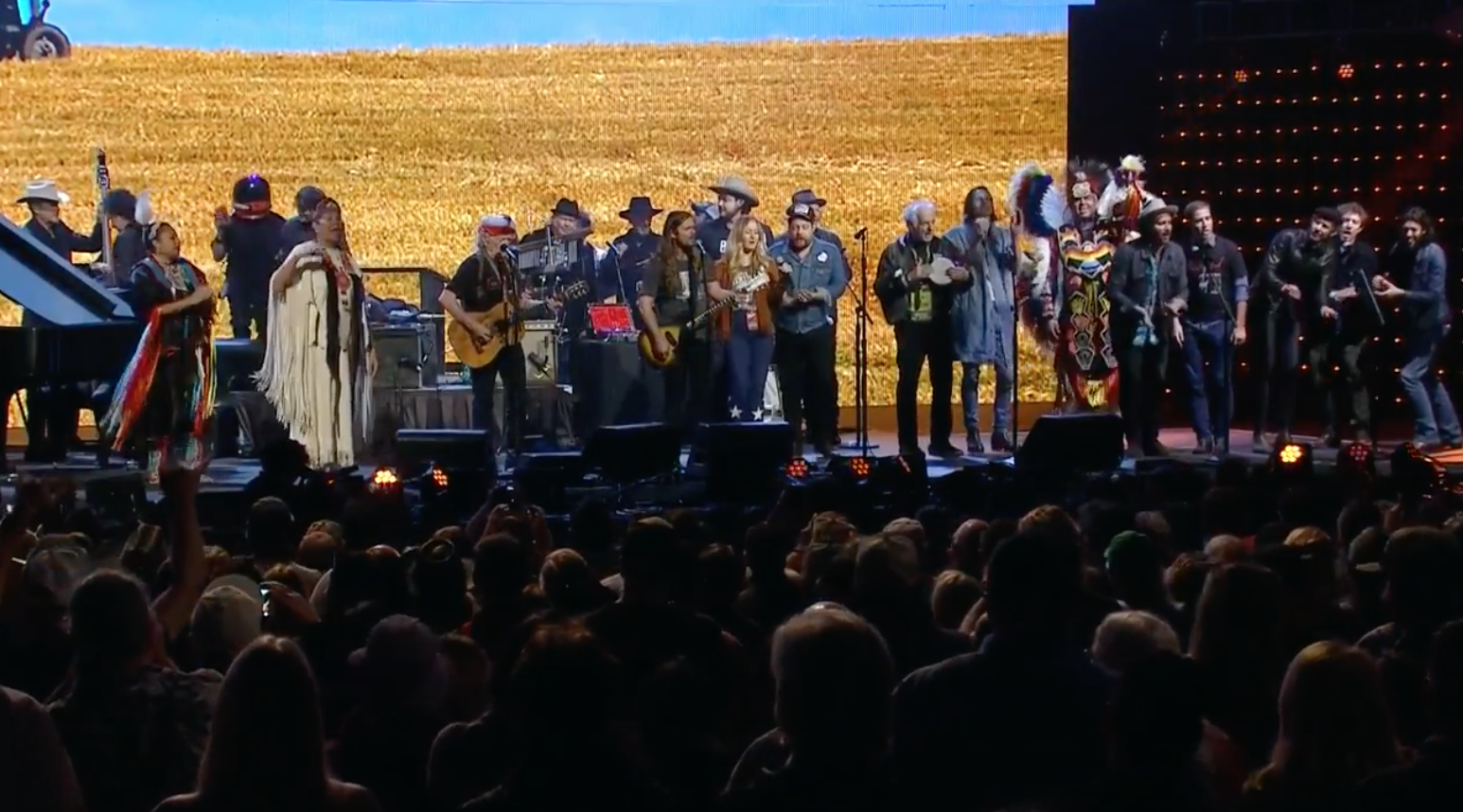 Watch Willie Nelson, Neil Young, Dave Matthews and More Play Farm Aid 2018