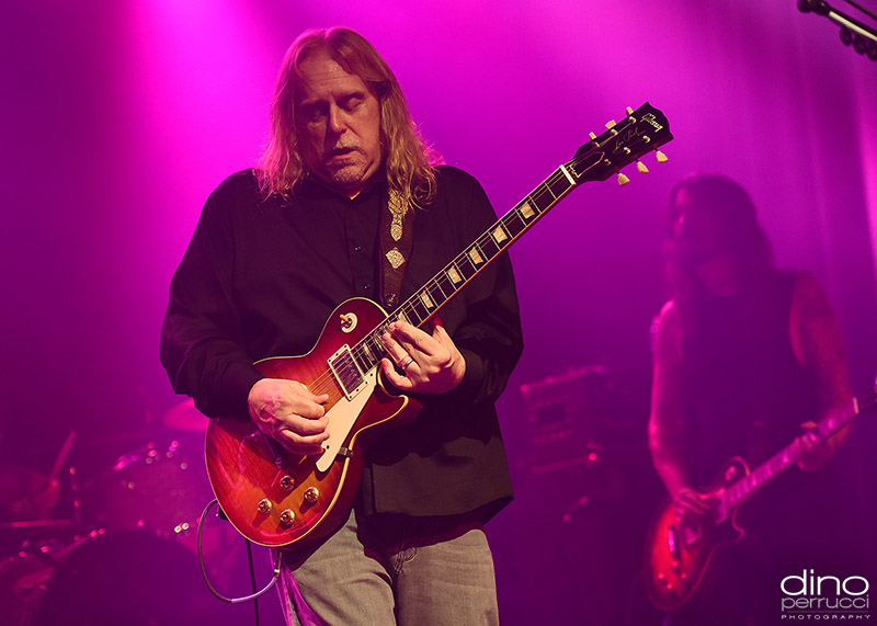 Warren Haynes Band Tap Slash and Myles Kennedy for “Soulshine” at S.E.R ...