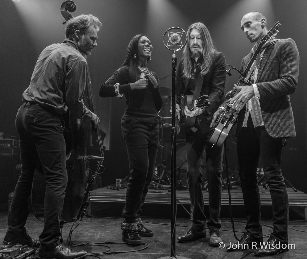 The Wood Brothers at The Capitol Theatre (A Gallery)