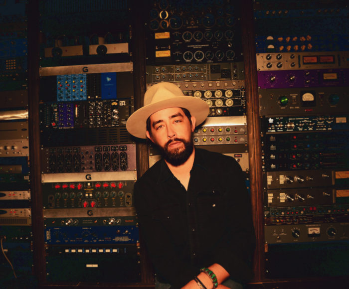 Video Premiere: Jackie Greene “Fragile and Wanting” Video Premiere: Jackie Greene “Fragile and Wanting”