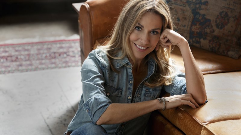 Interview: Sheryl Crow on Her Collaborative Final Album, ‘Threads’