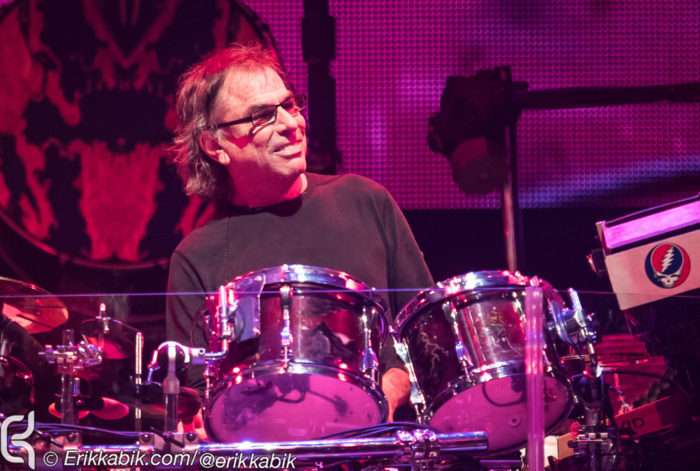 Mickey Hart Remembers Robert Hunter Mickey Hart Remembers Robert Hunter