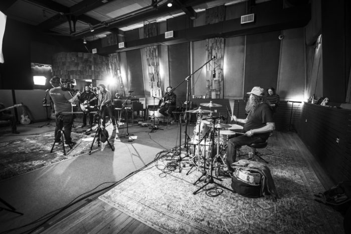 Premiere: Blackberry Smoke Celebrate Two Allman Brothers Band Anniversaries with “Midnight Rider” Premiere: Blackberry Smoke Celebrate Two Allman Brothers Band Anniversaries with “Midnight Rider”