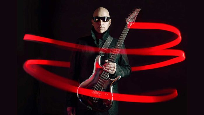 Joe Satriani: Seismic ‘Shapeshifting’ Joe Satriani: Seismic ‘Shapeshifting’
