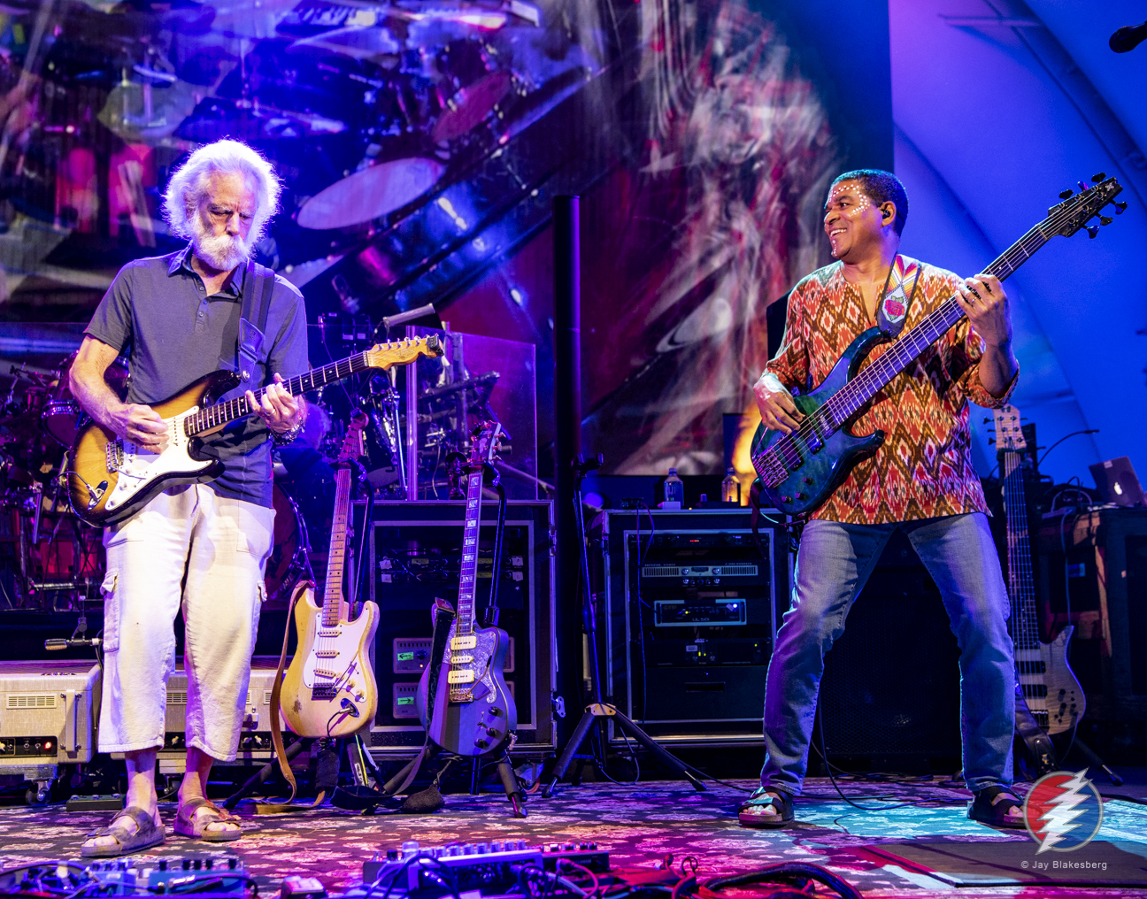 Bob Weir, Oteil Burbridge, Béla Fleck, Sierra Hull and More to Participate in Conversations for Thriving Roots: A Virtual Community Music Conference