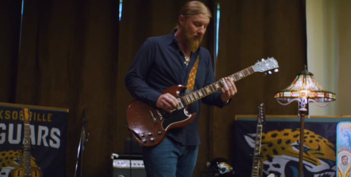 Watch Derek Trucks Perform The National Anthem to Kick Off Thursday Night Football Watch Derek Trucks Perform The National Anthem to Kick Off Thursday Night Football
