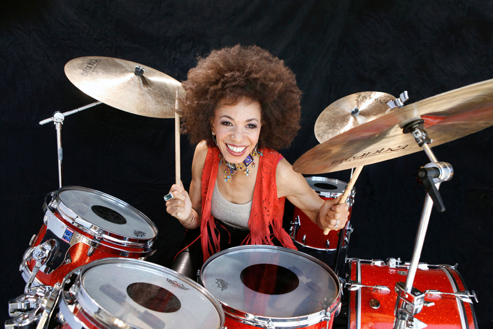 Video Premiere: Cindy Blackman Santana “Everybody’s Dancin'” ft. Carlos Santana Video Premiere: Cindy Blackman Santana “Everybody’s Dancin'” ft. Carlos Santana