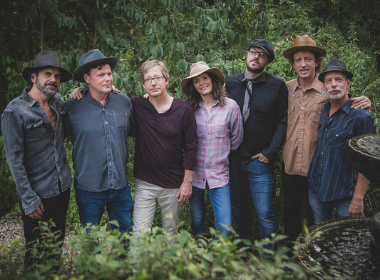 Track By Track: Edie Brickell & New Bohemians ‘Hunter and the Dog Star’