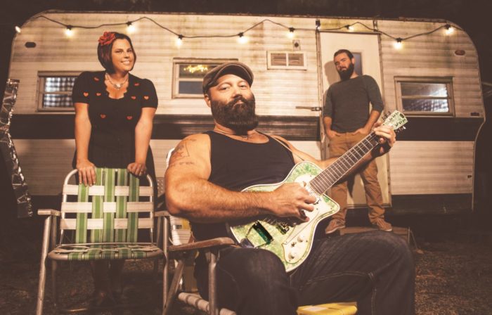 Video Premiere: Reverend Peyton’s Big Damn Band “Dirty Hustlin'” Video Premiere: Reverend Peyton’s Big Damn Band “Dirty Hustlin'”