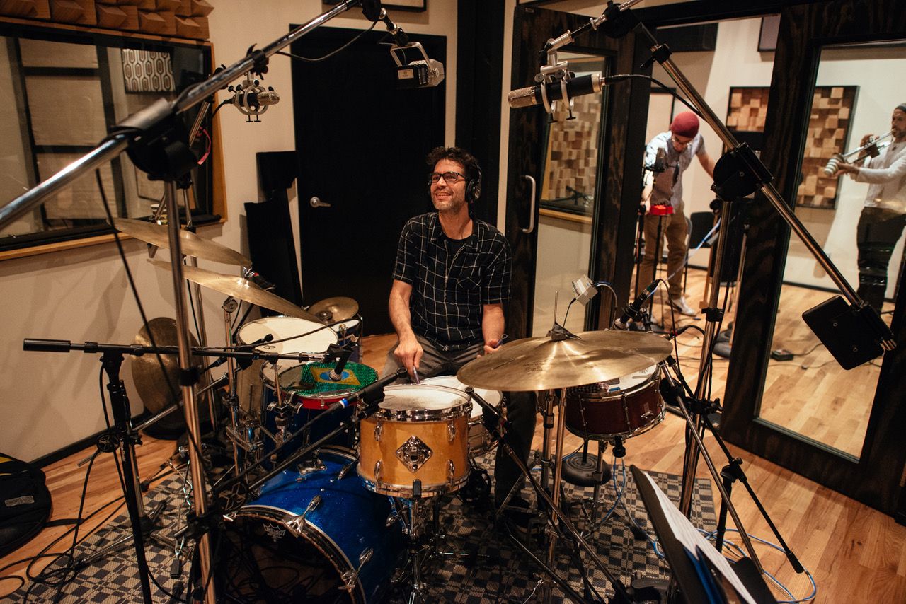 ‘American Utopia’ Drummer Daniel Freedman Shares the Sounds of New Album ‘Ghost Modern’