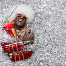 Song Premiere: Everett Bradley “The Father Christmas of Funk” Celebrates Holidelic Run with “Tinsel”