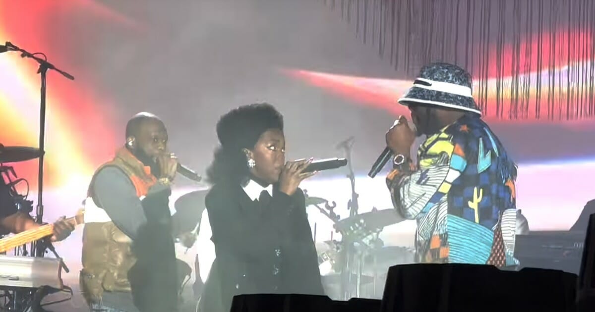 Fugees Make Surprise Reunion at Roots Picnic in Philadelphia