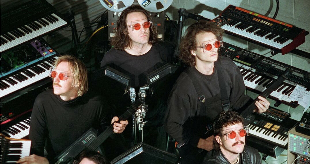 ワールドミュージック CD Silver King Welcome To The Kingdom Of Silver RSCD1001 Resister Recordz /00110 King Gizzard & The Lizard Wizard Announce Second LP of 2023
