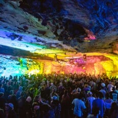 CaveFest Unveils 2024 Dates and Artist Lineup: Railroad Earth, The Travelin’ McCourys, Yonder Mountain String Band and More