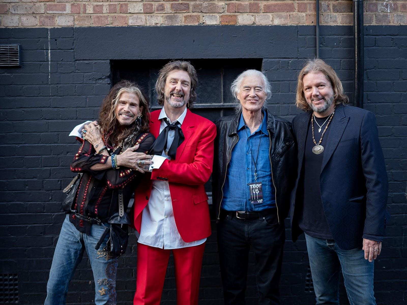 Steven Tyler Joins The Black Crowes in London Steven Tyler Joins The Black Crowes in London