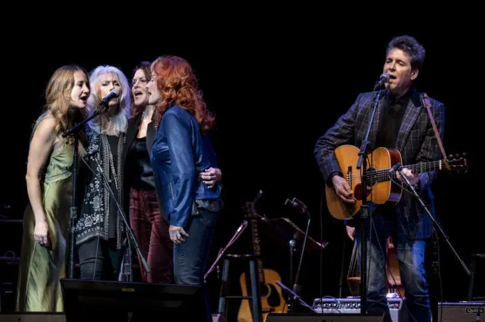 Bonnie Raitt, Emmylou Harris, Ramblin' Jack Elliott and More