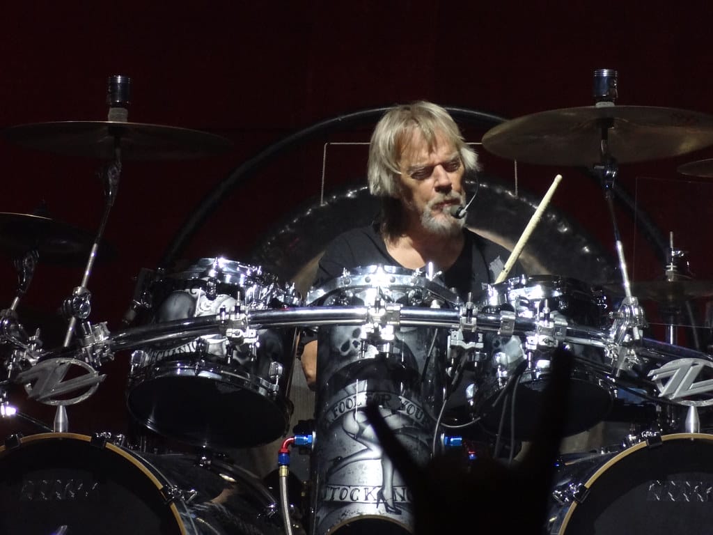 ZZ Top’s Frank Beard to Take Leave of Absence for Health Procedure ZZ Top’s Frank Beard to Take Leave of Absence for Health Procedure