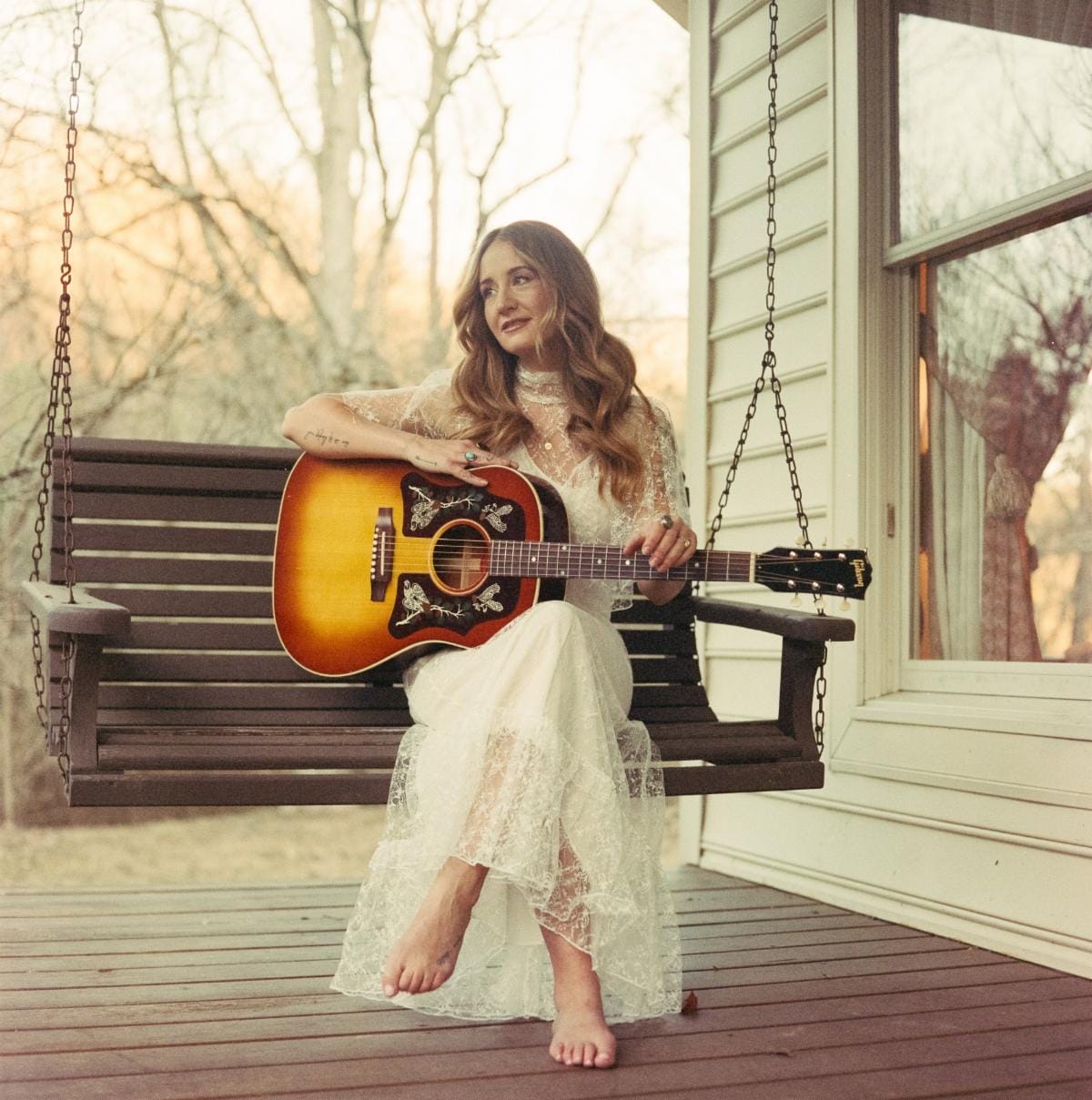 Margo Price Announces New Gibson Partnership, Introduces J-45 Acoustic Guitar Margo Price Announces New Gibson Partnership, Introduces J-45 Acoustic Guitar
