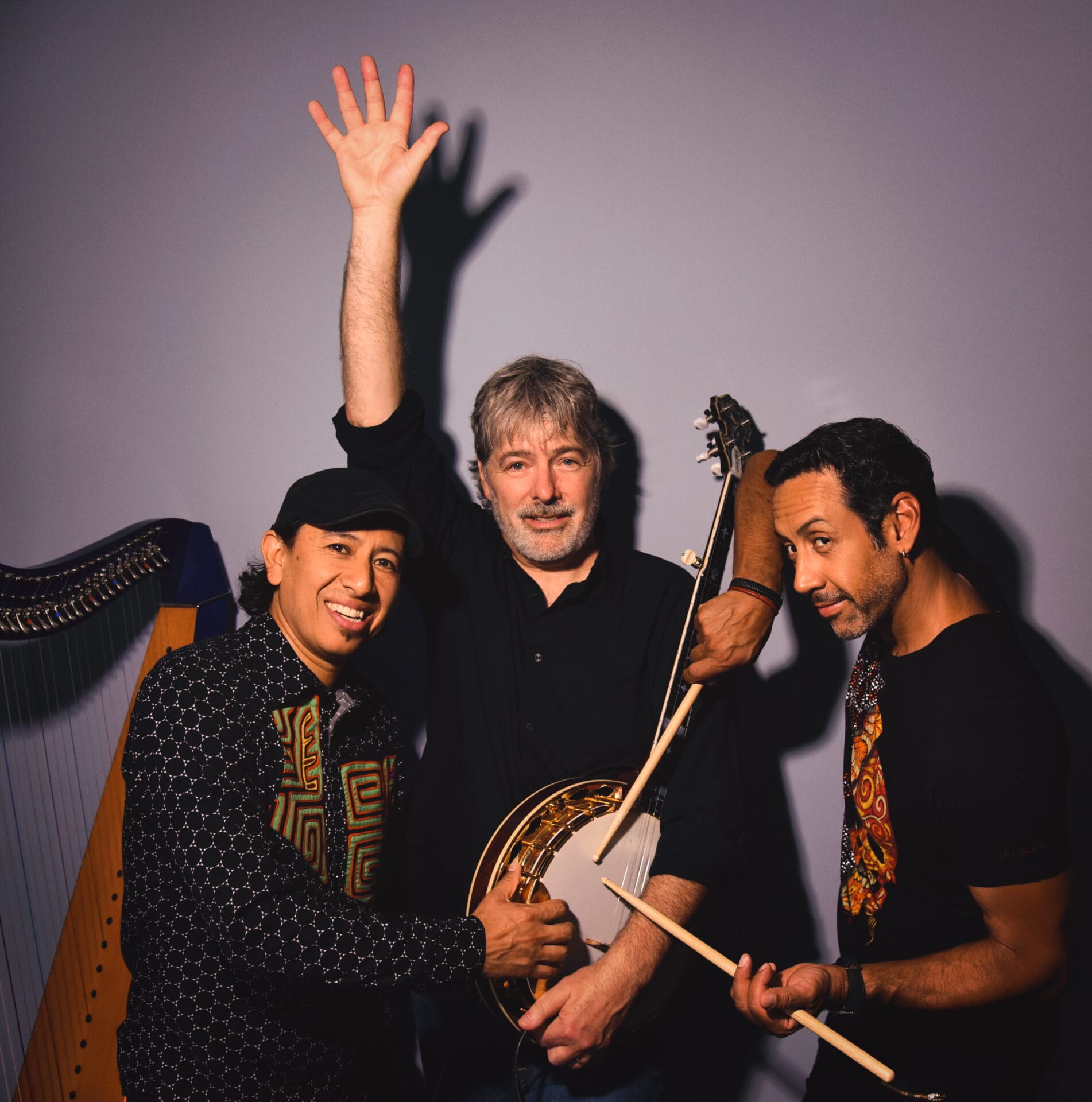 Listen: Béla Fleck’s BEATrio Preview Debut Album with “Archipelago” Listen: Béla Fleck’s BEATrio Preview Debut Album with “Archipelago”