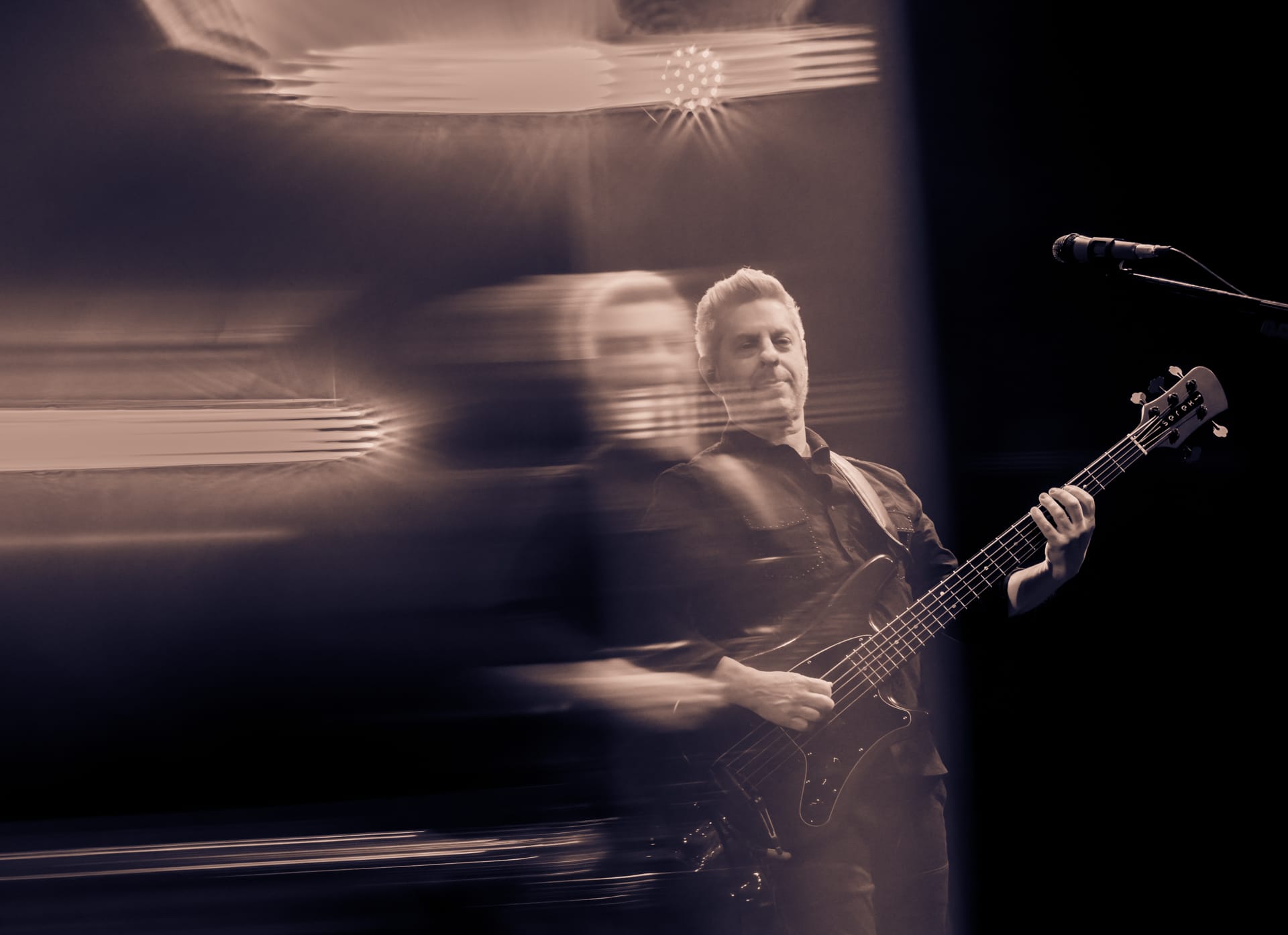 Mike Gordon Joins Jerry Garcia Symphonic Celebration for Bob Dylan and Eric Clapton Covers at Red Rocks Mike Gordon Joins Jerry Garcia Symphonic Celebration for Bob Dylan and Eric Clapton Covers at Red Rocks