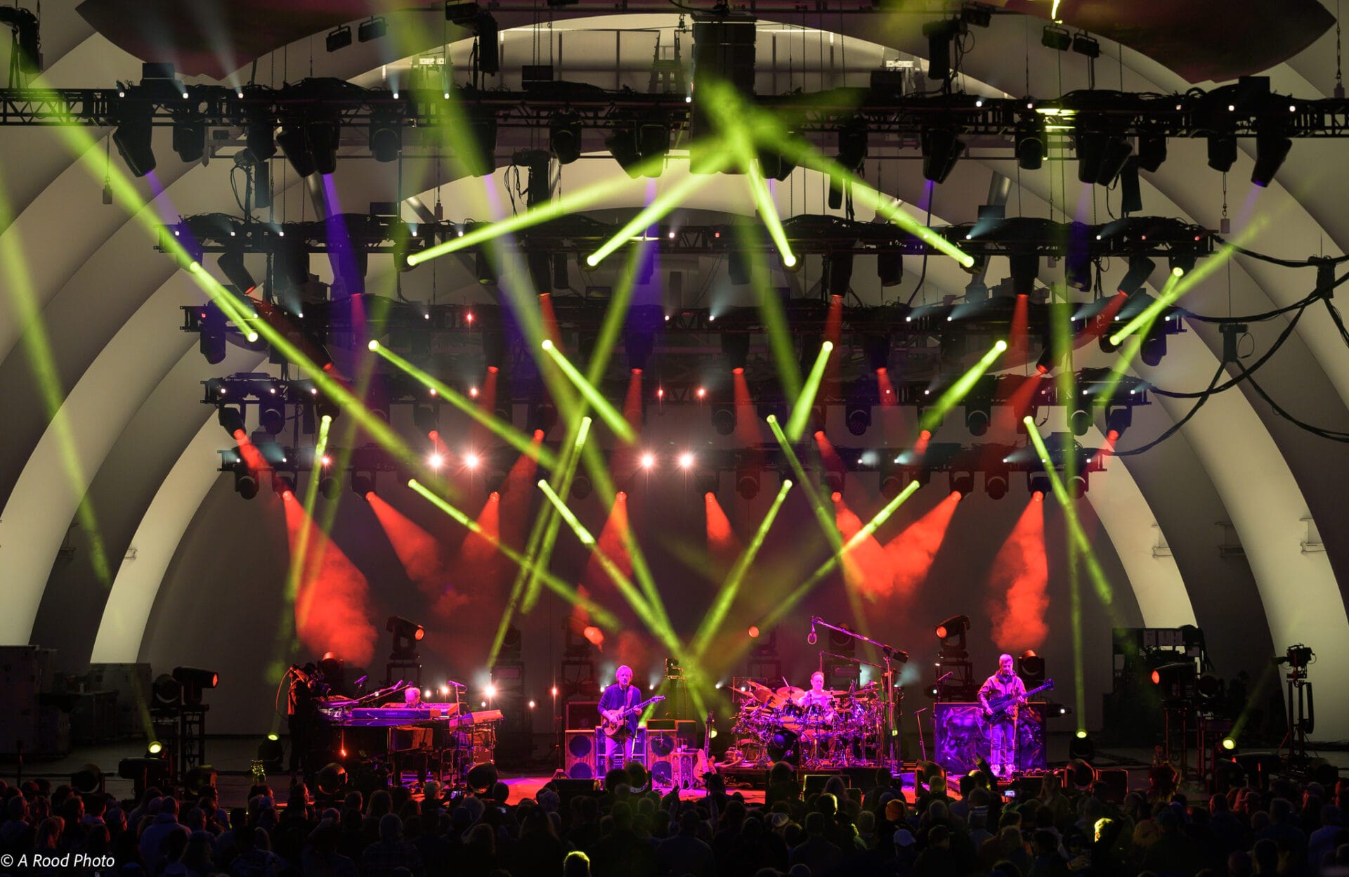 Phish Casts “Light” on Hollywood Bowl (A Gallery + Recap) Phish Casts “Light” on Hollywood Bowl (A Gallery + Recap)