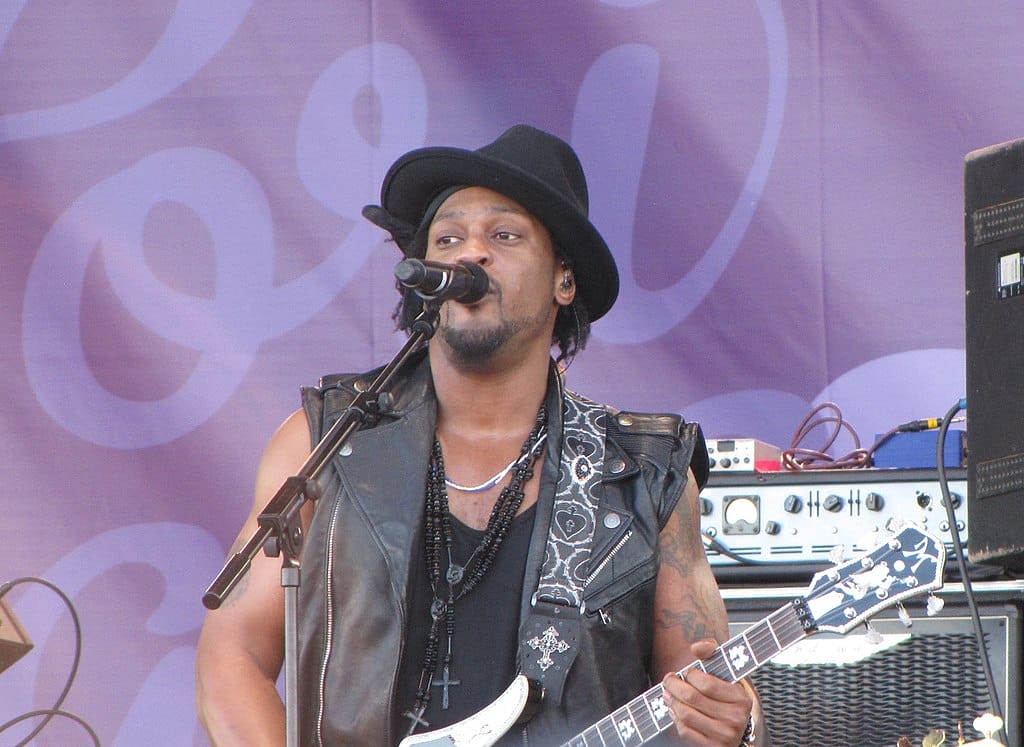 D’Angelo is Back in the Studio D’Angelo is Back in the Studio