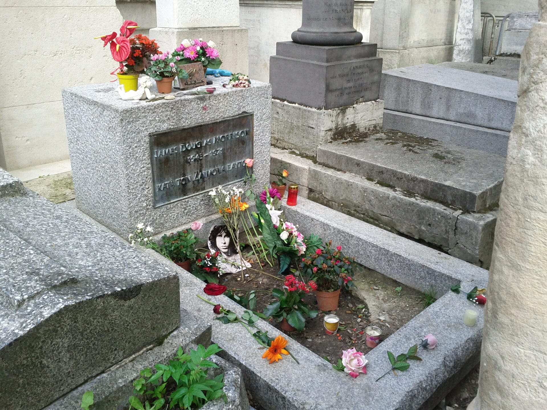 Jim Morrison’s Parisian Funerary Bust Recovered After Nearly 40 Years Jim Morrison’s Parisian Funerary Bust Recovered After Nearly 40 Years