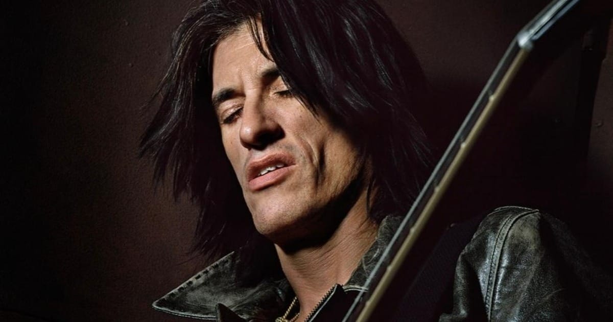 Joe Perry Outlines Tour with Members of Aerosmith, The Black