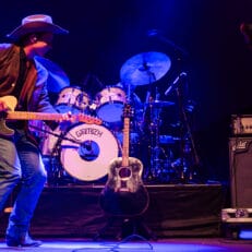 FreshGrass | Bentonville 2025 Welcomes Lukas Nelson, Shakey Graves, Rosanne Cash, Béla Fleck and More (Gallery + Recap)