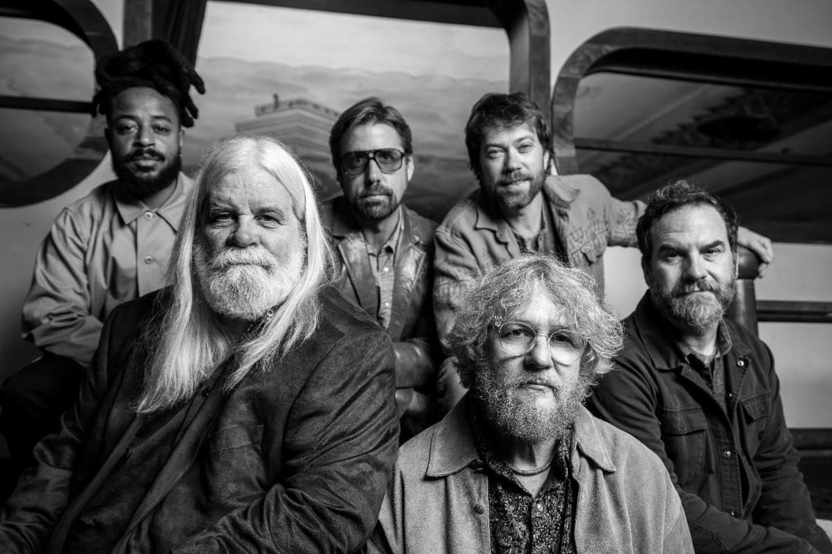Listen: Leftover Salmon Celebrate 35th Anniversary with New LP ‘Let’s Party About It’ Listen: Leftover Salmon Celebrate 35th Anniversary with New LP ‘Let’s Party About It’