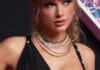 Watch: Taylor Swift Surprises Brooklyn Bowl Nashville with Full “Shake It Off” Delivery During Tight Ends & Friends Event