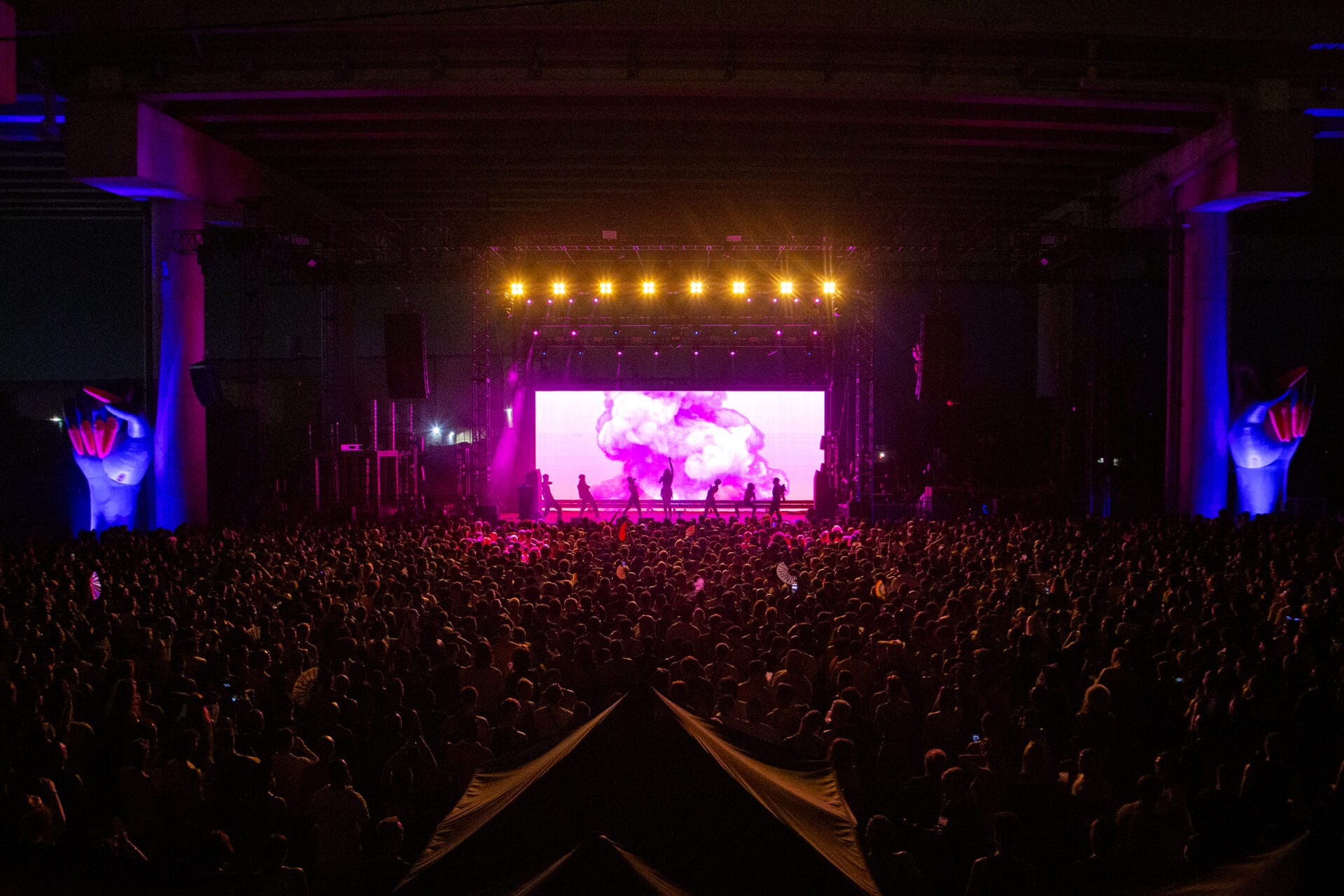 FKA twigs, Cardi B, Isabella Lovestory, Pabllo Vittar and More at LadyLand 2025 (Photo Gallery) FKA twigs, Cardi B, Isabella Lovestory, Pabllo Vittar and More at LadyLand 2025 (Photo Gallery)