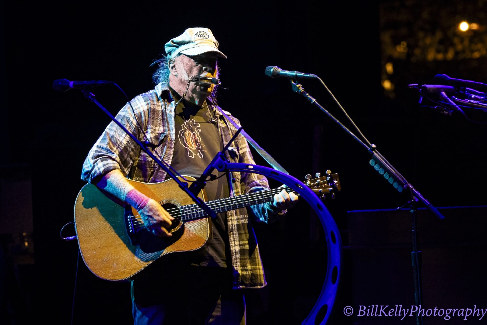 Neil Young and The Chrome Hearts at Jones Beach (A Photo Gallery) Neil Young and The Chrome Hearts at Jones Beach (A Photo Gallery)