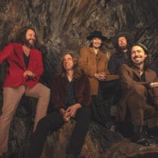 My Morning Jacket: Into The Void